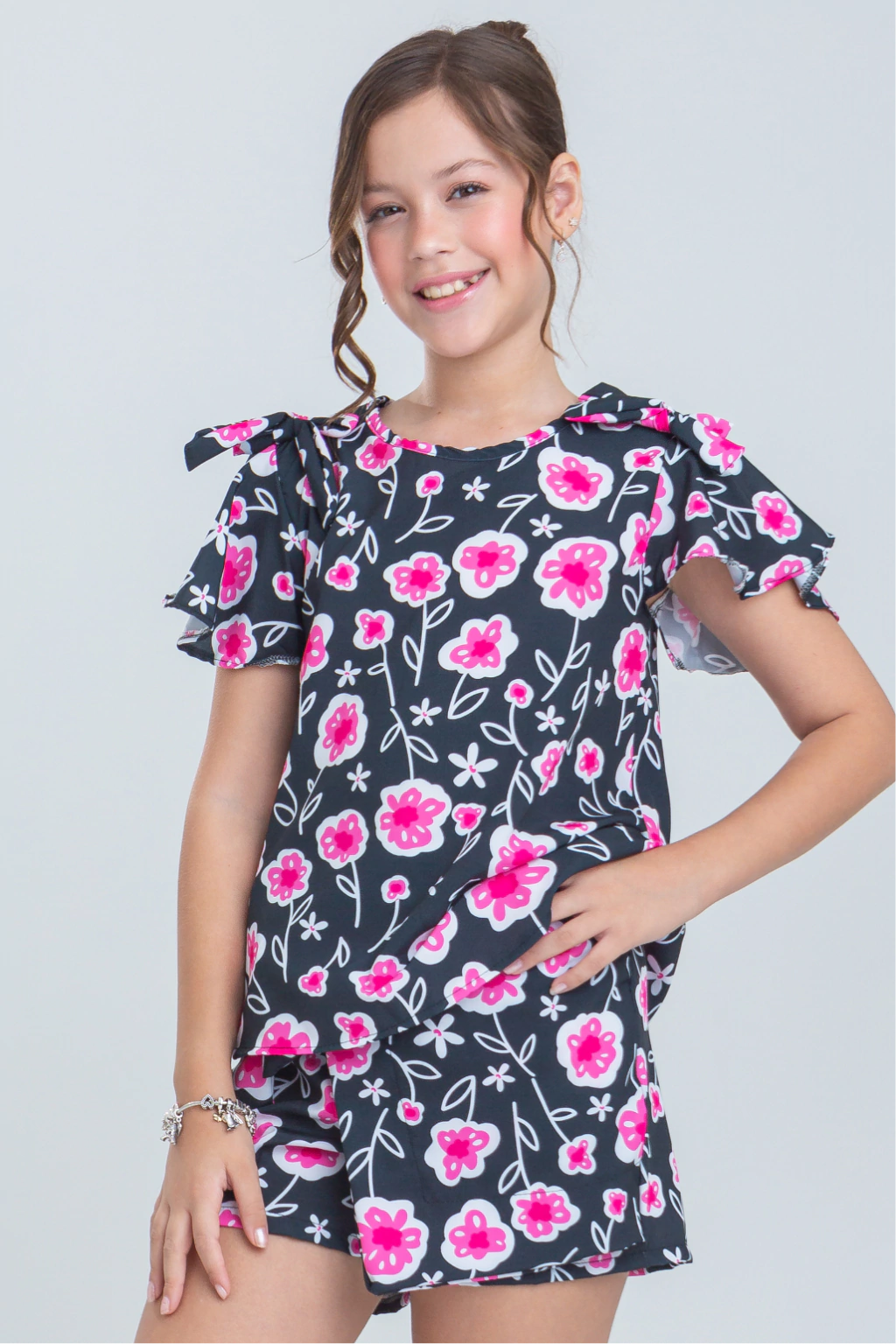 Conjunto Infantil Menina Victoria Preto Flores (Short + Batinha)