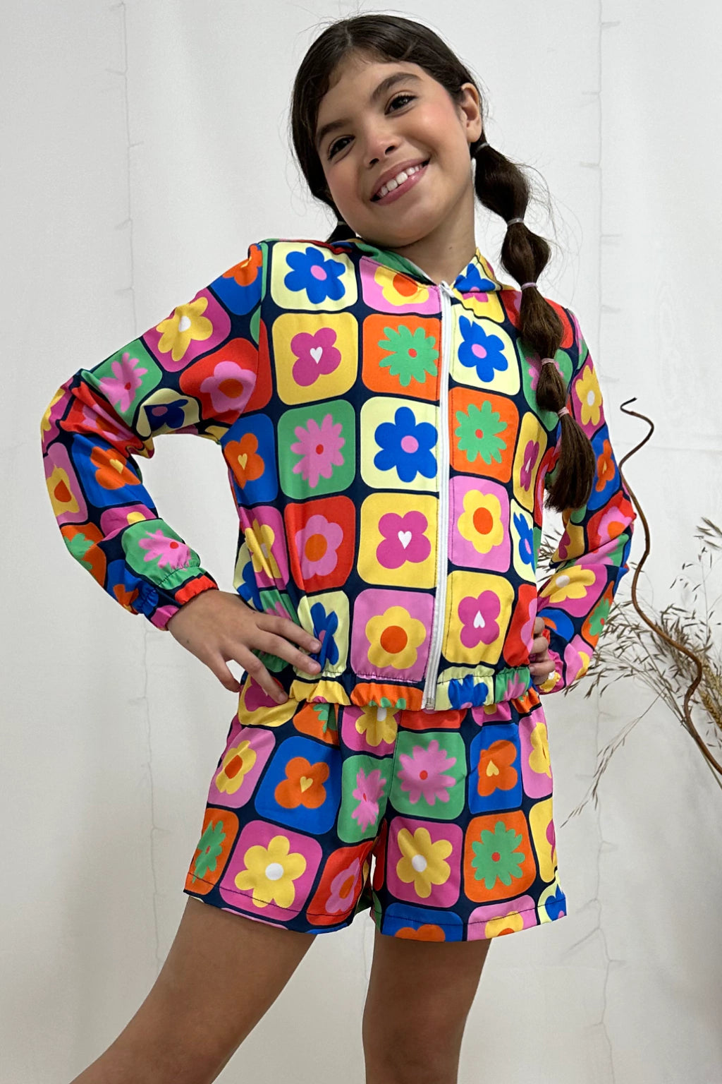 Conjunto Infantil Menina - Short + Corta Vento Capuz