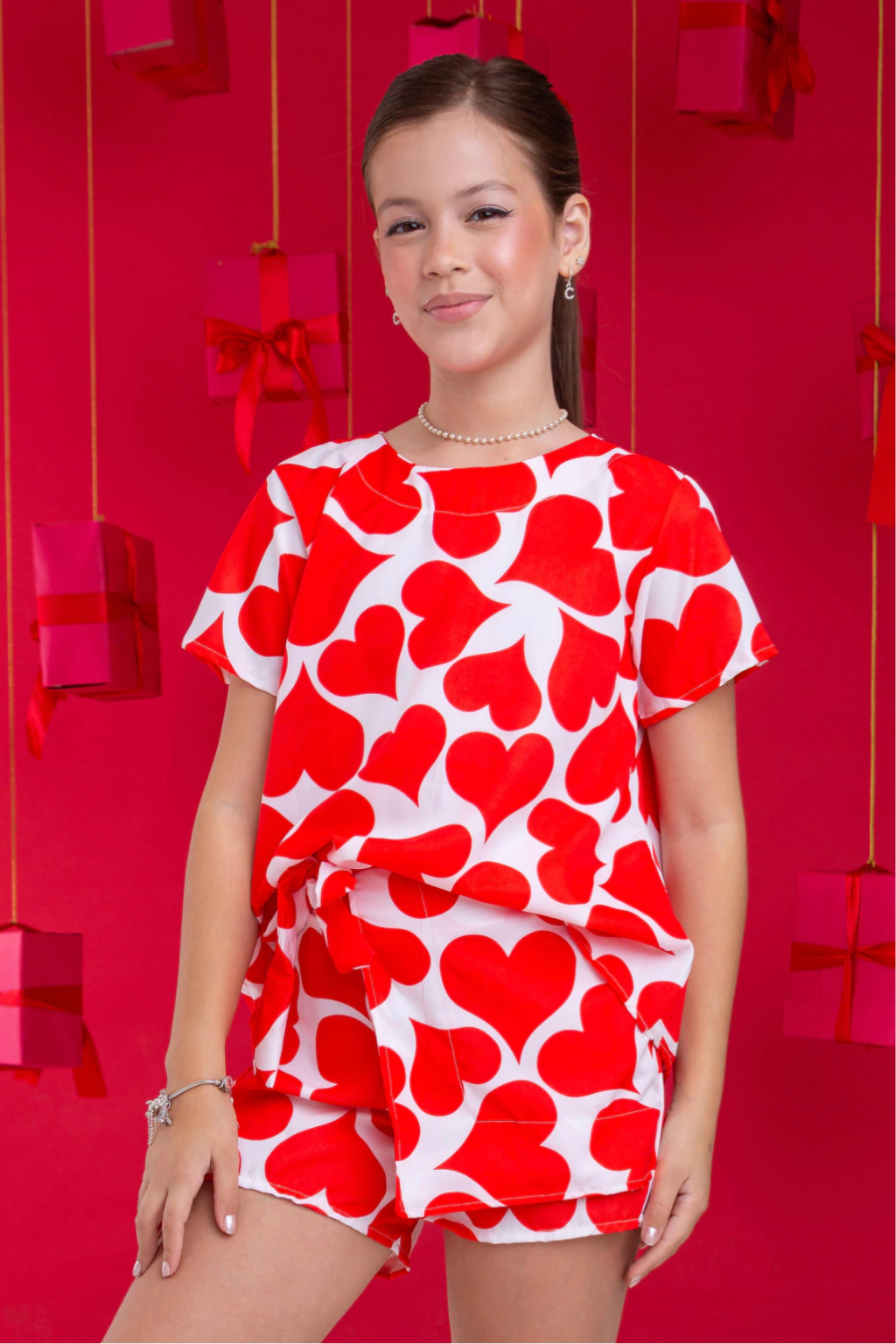Conjunto Louise Coração Vermelho (Short + Batinha)